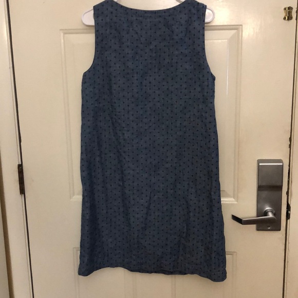 Sleeveless dress - Picture 3 of 3